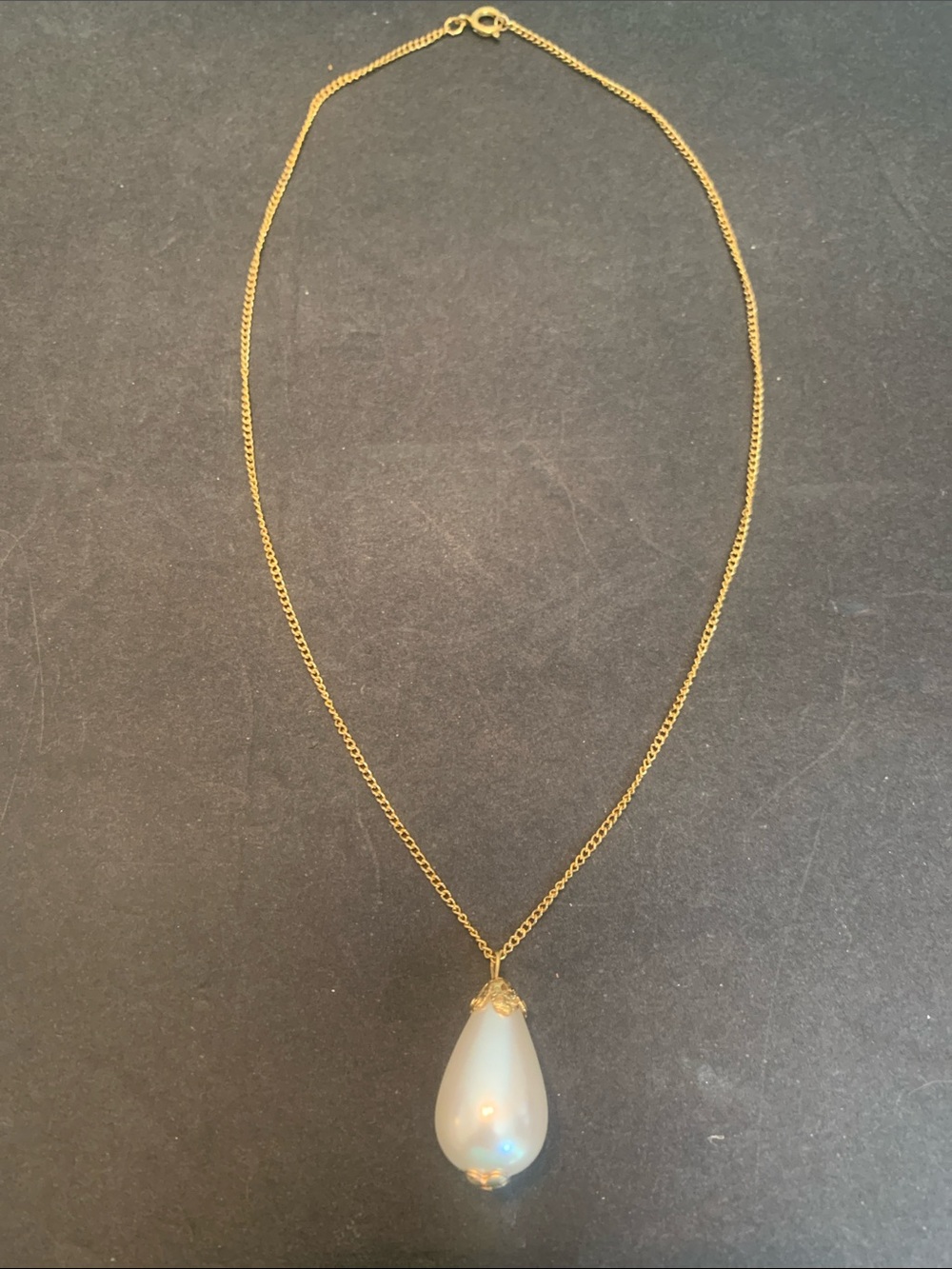 Large Teardrop Pearl necklace